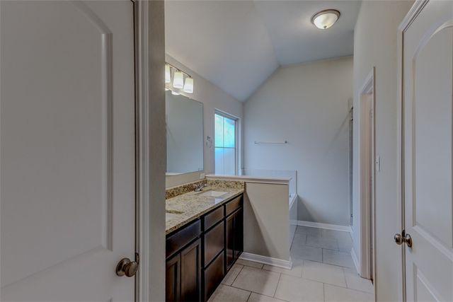 2131 Markley Drive, Bryan, TX 77807