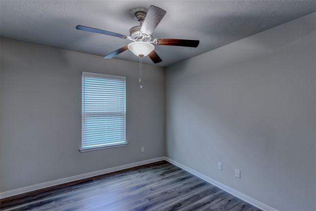 2131 Markley Drive, Bryan, TX 77807