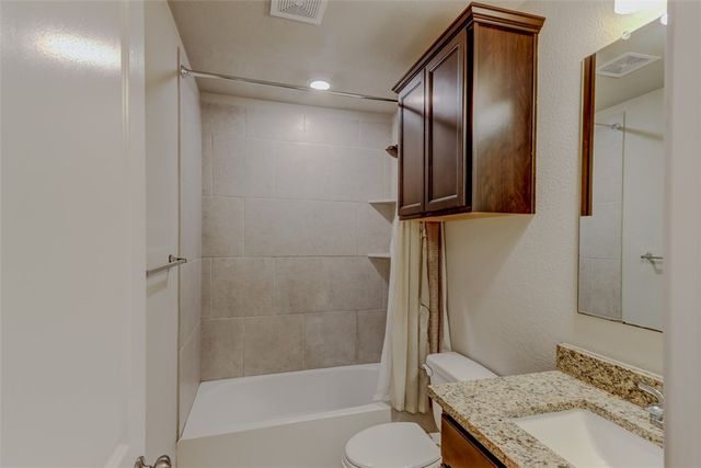 2131 Markley Drive, Bryan, TX 77807