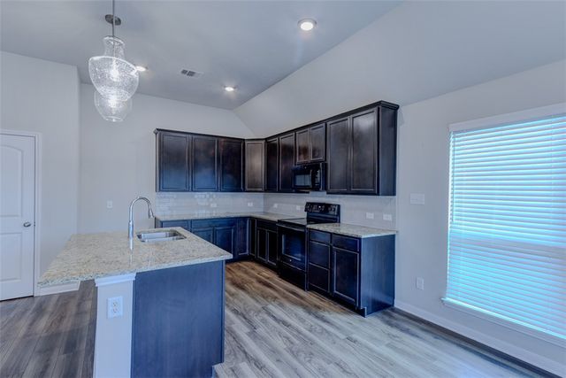 2131 Markley Drive, Bryan, TX 77807