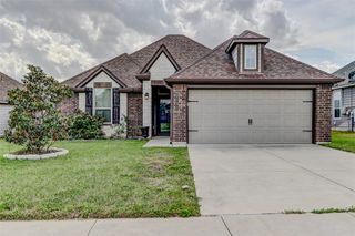 2131 Markley Drive, Bryan, TX 77807