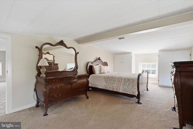 4664 BERGSTROM RD, Doylestown, PA 18902