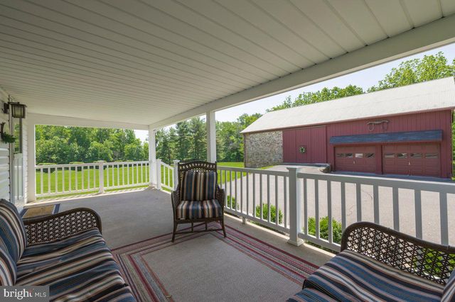 4664 BERGSTROM RD, Doylestown, PA 18902