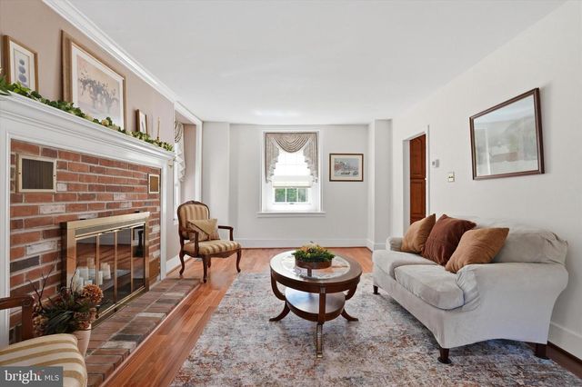 4664 BERGSTROM RD, Doylestown, PA 18902