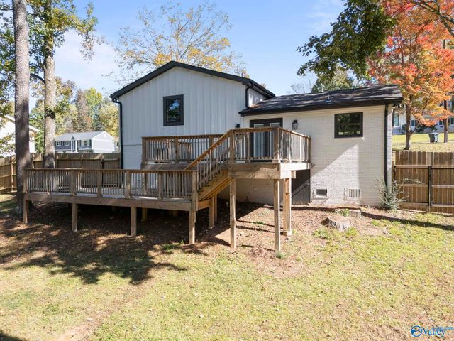 2708 Briarwood Drive SE, Huntsville, AL 35801