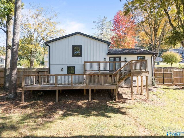 2708 Briarwood Drive SE, Huntsville, AL 35801