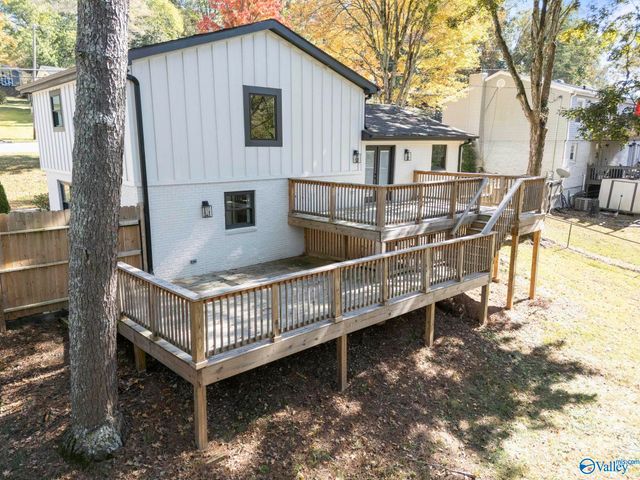 2708 Briarwood Drive SE, Huntsville, AL 35801