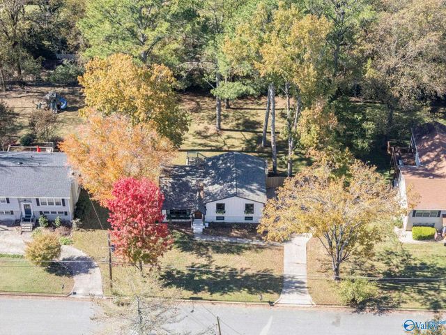 2708 Briarwood Drive SE, Huntsville, AL 35801