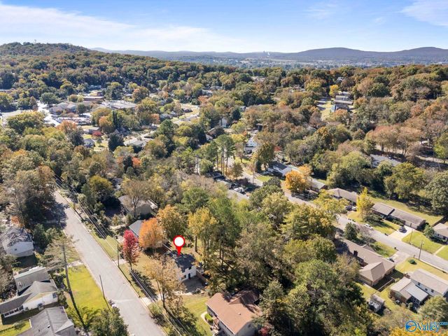 2708 Briarwood Drive SE, Huntsville, AL 35801