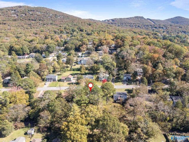 2708 Briarwood Drive SE, Huntsville, AL 35801