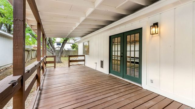 15527 Knollglade, San Antonio, TX 78247