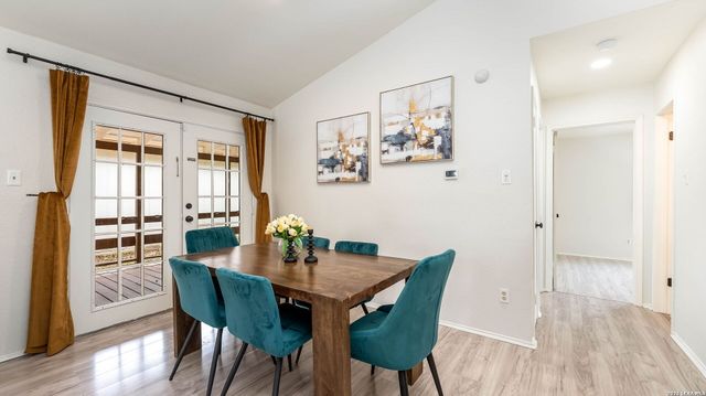 15527 Knollglade, San Antonio, TX 78247