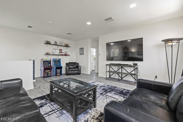 3007 8th ST W, Lehigh Acres, FL 33971