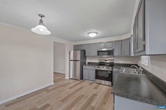 15 SMOKEWOOD DR, Palmyra, VA 22963