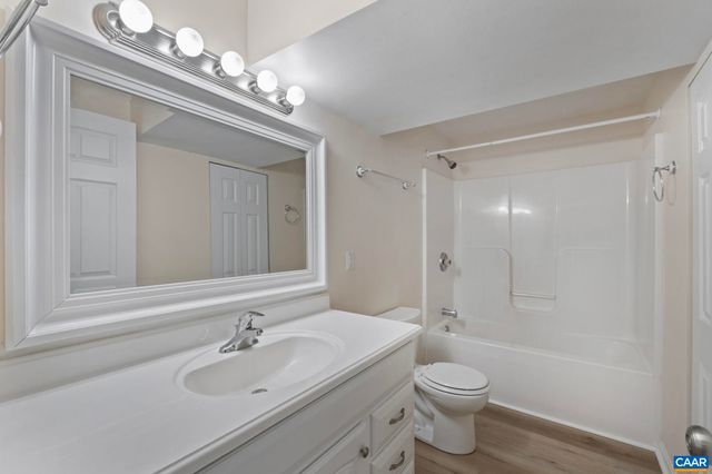 15 SMOKEWOOD DR, Palmyra, VA 22963