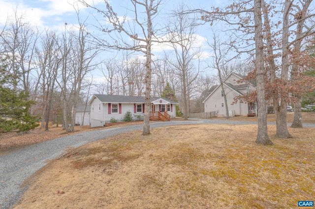 15 SMOKEWOOD DR, Palmyra, VA 22963