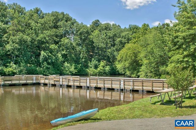 15 SMOKEWOOD DR, Palmyra, VA 22963