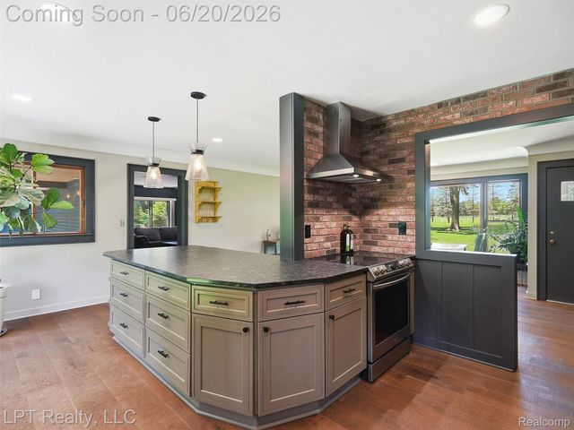3700 Napier Road, Canton Charter Township, MI 48187