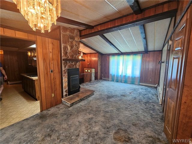 6031 Smith Road, Hamburg, NY 14075