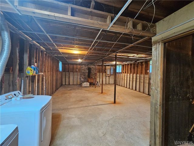 6031 Smith Road, Hamburg, NY 14075