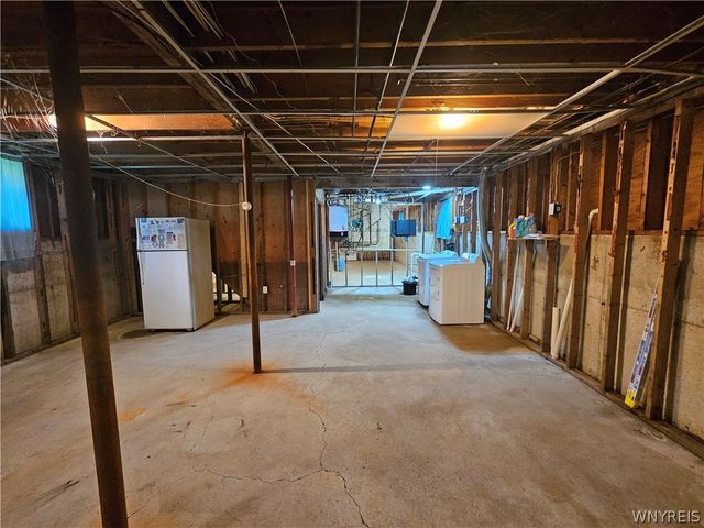 6031 Smith Road, Hamburg, NY 14075