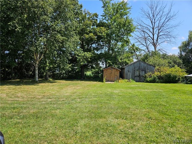 6031 Smith Road, Hamburg, NY 14075