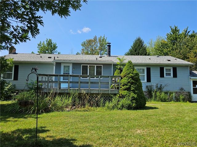 6031 Smith Road, Hamburg, NY 14075