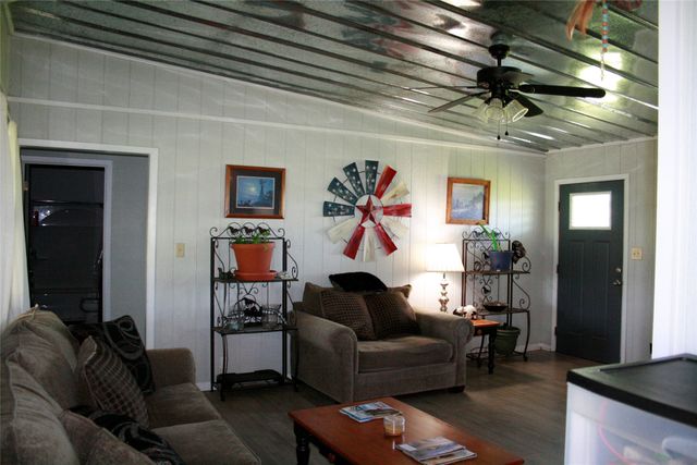 12845 Highway 6, Iredell, TX 76649