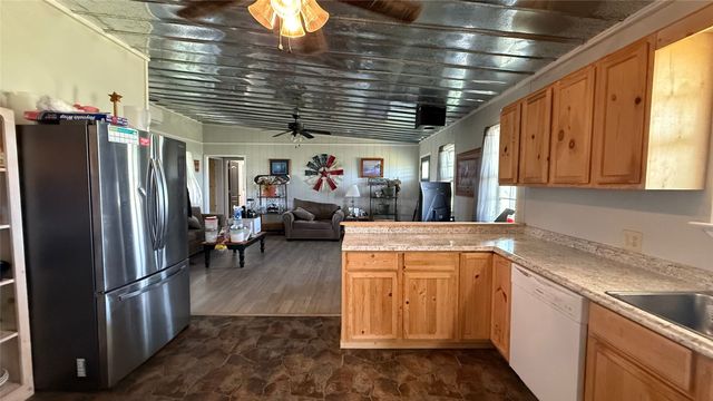 12845 Highway 6, Iredell, TX 76649