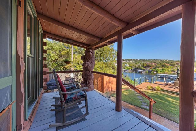 707 Cat Hollow Club DR, Spicewood, TX 78669