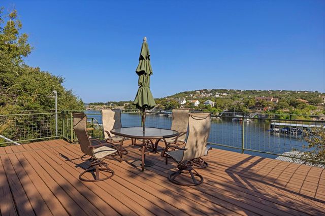 707 Cat Hollow Club DR, Spicewood, TX 78669