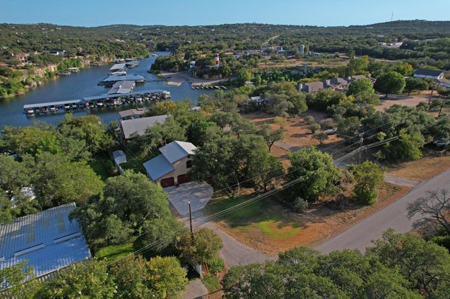 707 Cat Hollow Club DR, Spicewood, TX 78669