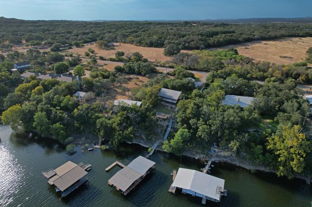 707 Cat Hollow Club DR, Spicewood, TX 78669