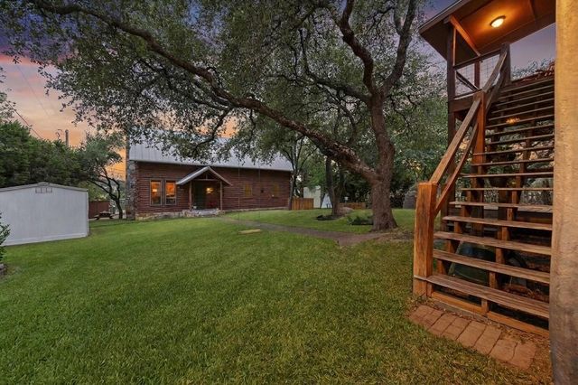 707 Cat Hollow Club DR, Spicewood, TX 78669