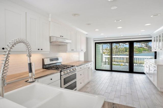 812 EAST BOULEVARD, Windermere, FL 34786