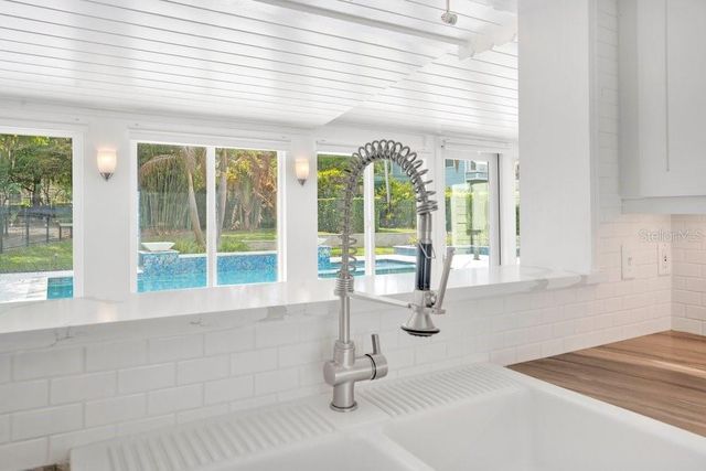 812 EAST BOULEVARD, Windermere, FL 34786