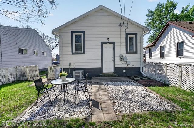 1342 Bertha Street, Ferndale, MI 48220