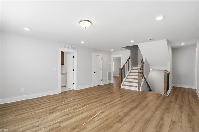 110 Waggle DR, Suffolk, VA 23434