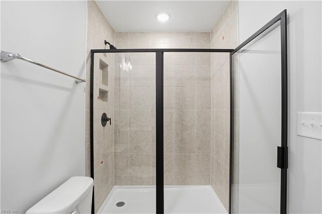 110 Waggle DR, Suffolk, VA 23434