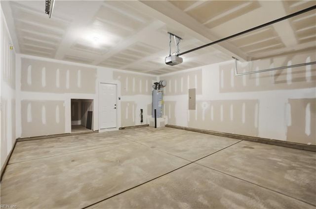 110 Waggle DR, Suffolk, VA 23434