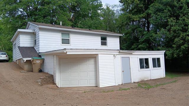 1004 Jefferson Avenue, Chippewa Falls, WI 54729