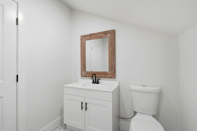 34453 Sierra Drive, Lemon Cove, CA 93244