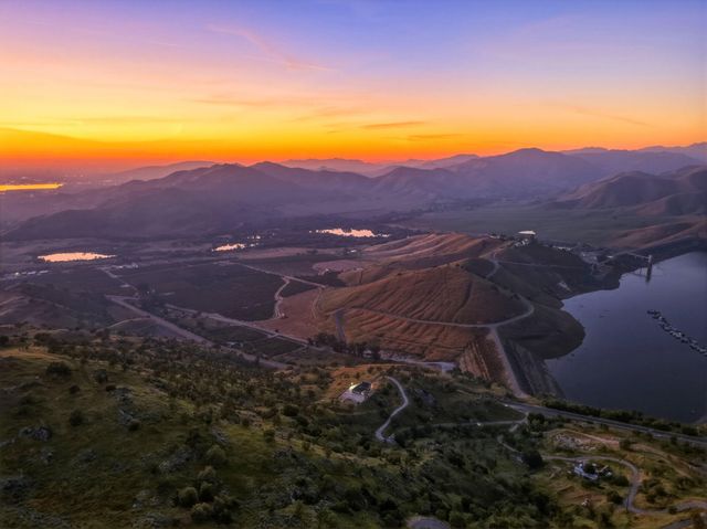 34453 Sierra Drive, Lemon Cove, CA 93244