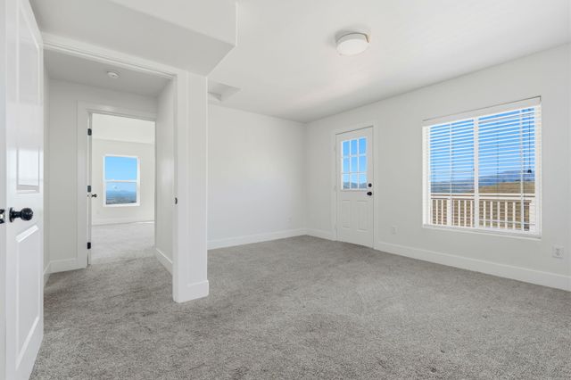 34453 Sierra Drive, Lemon Cove, CA 93244