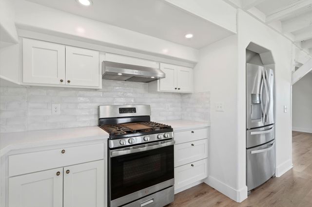 34453 Sierra Drive, Lemon Cove, CA 93244