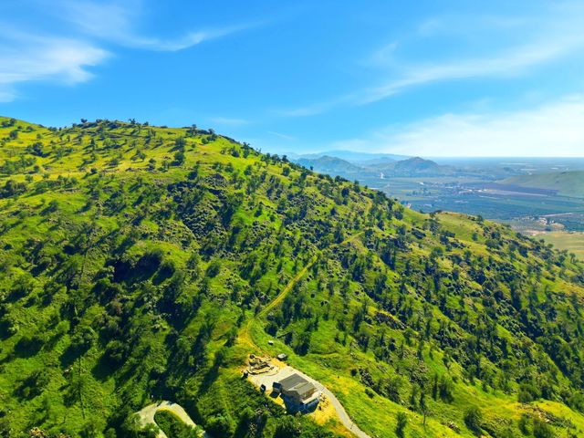 34453 Sierra Drive, Lemon Cove, CA 93244