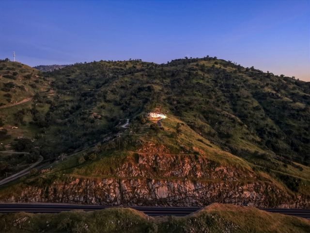 34453 Sierra Drive, Lemon Cove, CA 93244