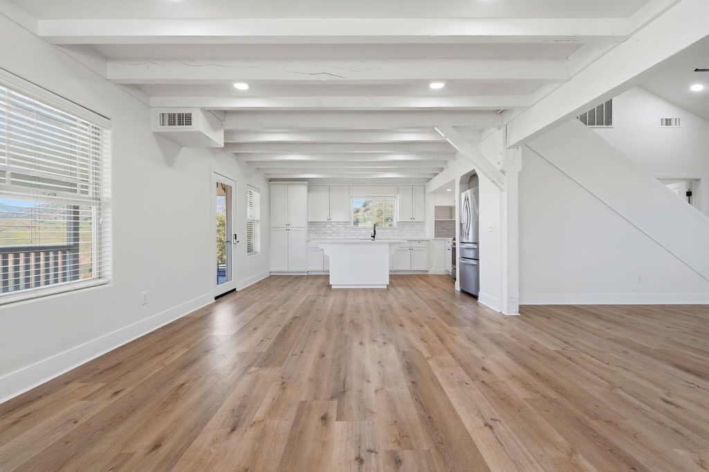 Image 20 of property listing at 34453 Sierra Drive, Lemon Cove, CA 93244