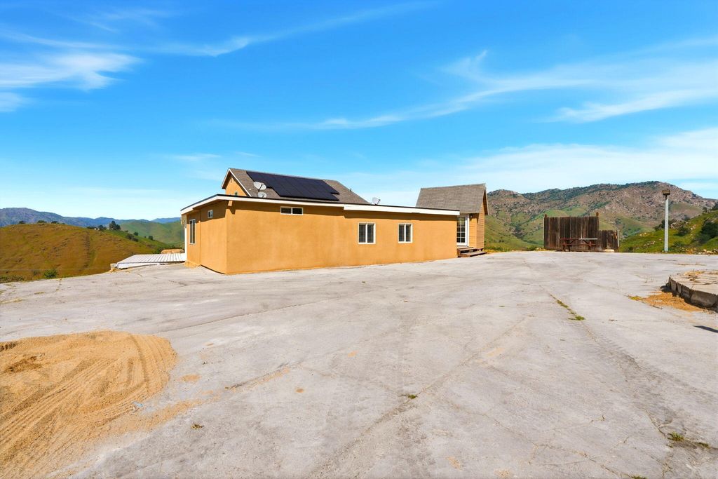 Image 45 of property listing at 34453 Sierra Drive, Lemon Cove, CA 93244