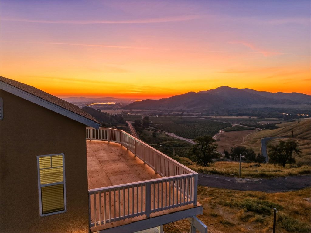 Image 56 of property listing at 34453 Sierra Drive, Lemon Cove, CA 93244